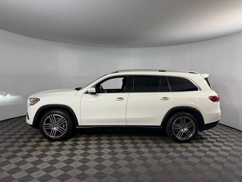 Used 2022 Mercedes-Benz GLS 450 4MATIC image 9