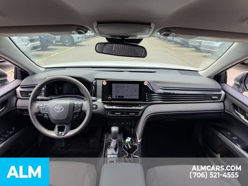 Used 2025 Toyota Camry LE FWD image 18