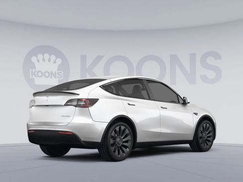 Used 2022 Tesla Model Y Performance AWD/4WD image 4