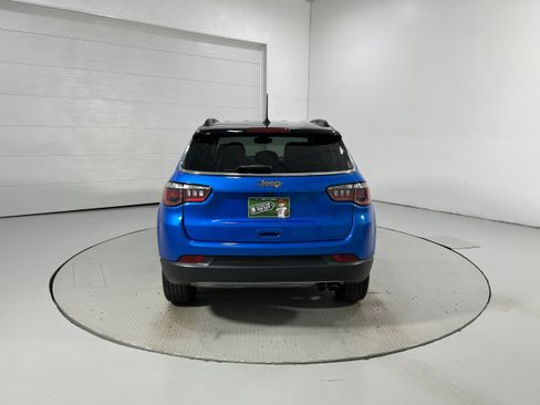 Used 2019 Jeep Compass Limited AWD/4WD image 33