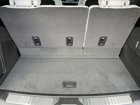 New 2026 Chevrolet Tahoe Premier image 18