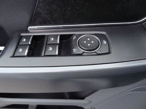 Used 2022 Ford F150 XLT w/ Equipment Group 302A High image 16