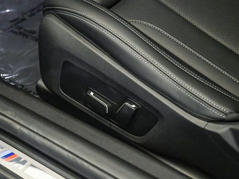 Used 2024 BMW 230i Coupe w/ M Sport Package RWD image 23