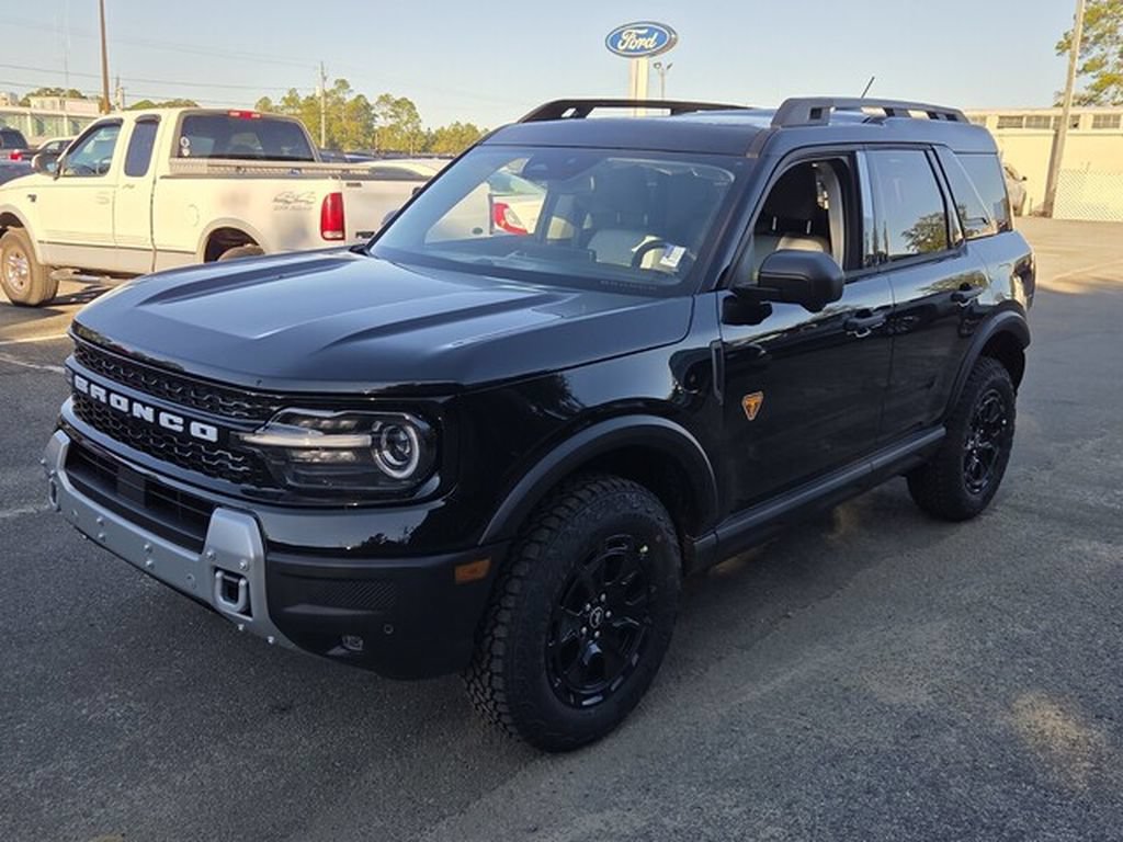 New 2026 Ford Bronco Sport Badlands w/ Sasquatch Badlands Package AWD/4WD image 3