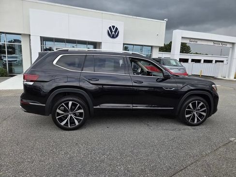 Certified 2024 Volkswagen Atlas SEL Premium R-Line AWD/4WD image 13