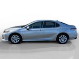 Used 2019 Toyota Camry L image 2