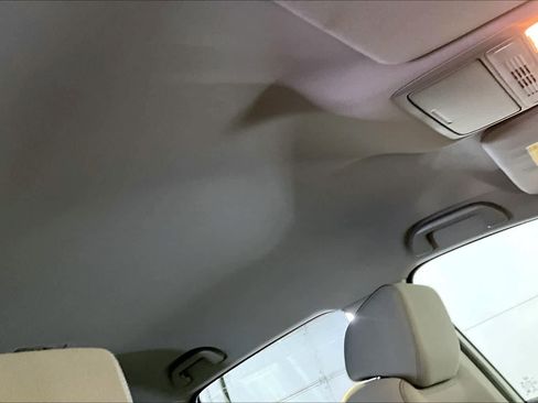 Used 2018 Honda CR-V LX image 14