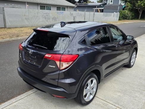 Used 2016 Honda HR-V EX image 5