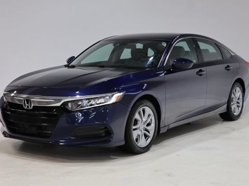 Used 2018 Honda Accord LX image 3
