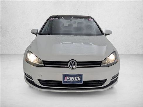Used 2016 Volkswagen Golf SE w/ Lighting Package FWD image 2