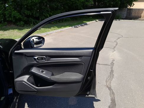 Used 2025 Honda Civic Sport image 35