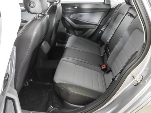 Used 2026 Volkswagen Jetta SE w/ Black Wheel Package FWD image 35