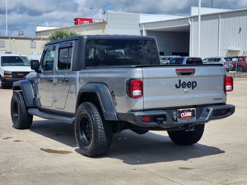 Used 2020 Jeep Gladiator Sport w/ Quick Order Package 24S AWD/4WD image 5