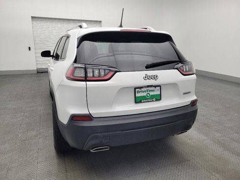 Used 2019 Jeep Cherokee Latitude w/ Popular Appearance Group image 6