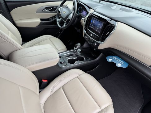 Certified 2022 Chevrolet Traverse LT image 25