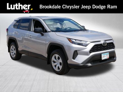 Used 2023 Toyota RAV4 LE AWD/4WD image 1