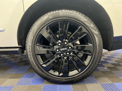 Used 2023 Lincoln Navigator L Reserve w/ Equipment Group 201A image 13