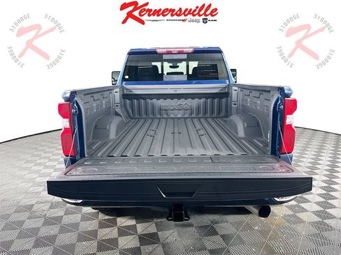 Used 2021 Chevrolet Silverado 2500 High Country image 30