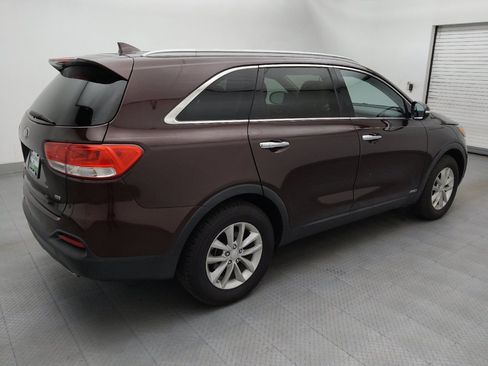 Used 2016 Kia Sorento AWD w/ LX Convenience Package image 10