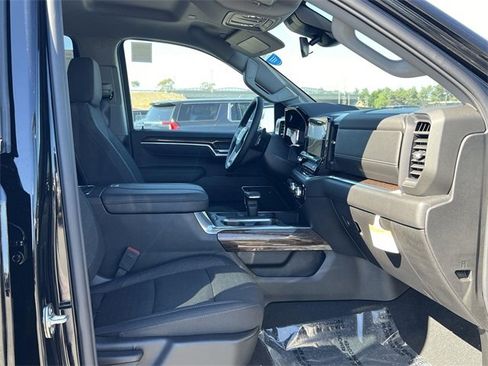 New 2026 GMC Sierra 1500 Elevation w/ LPO, Elevation Black Package image 32