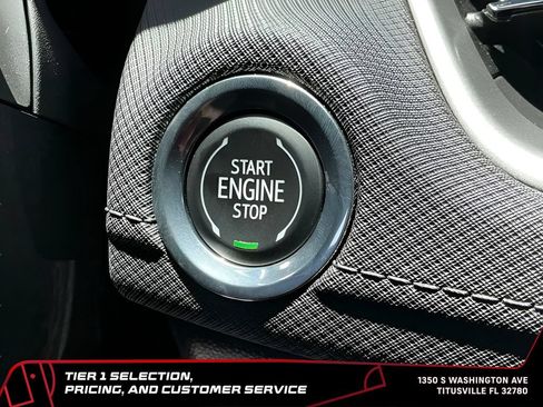 Used 2025 Chevrolet TrailBlazer LT AWD/4WD image 26