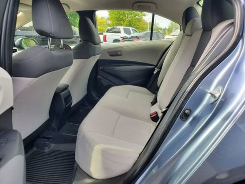 Used 2022 Toyota Corolla LE FWD image 8