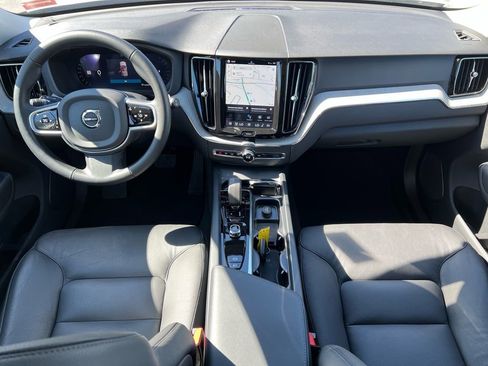Certified 2025 Volvo XC60 B5 Plus AWD/4WD image 25