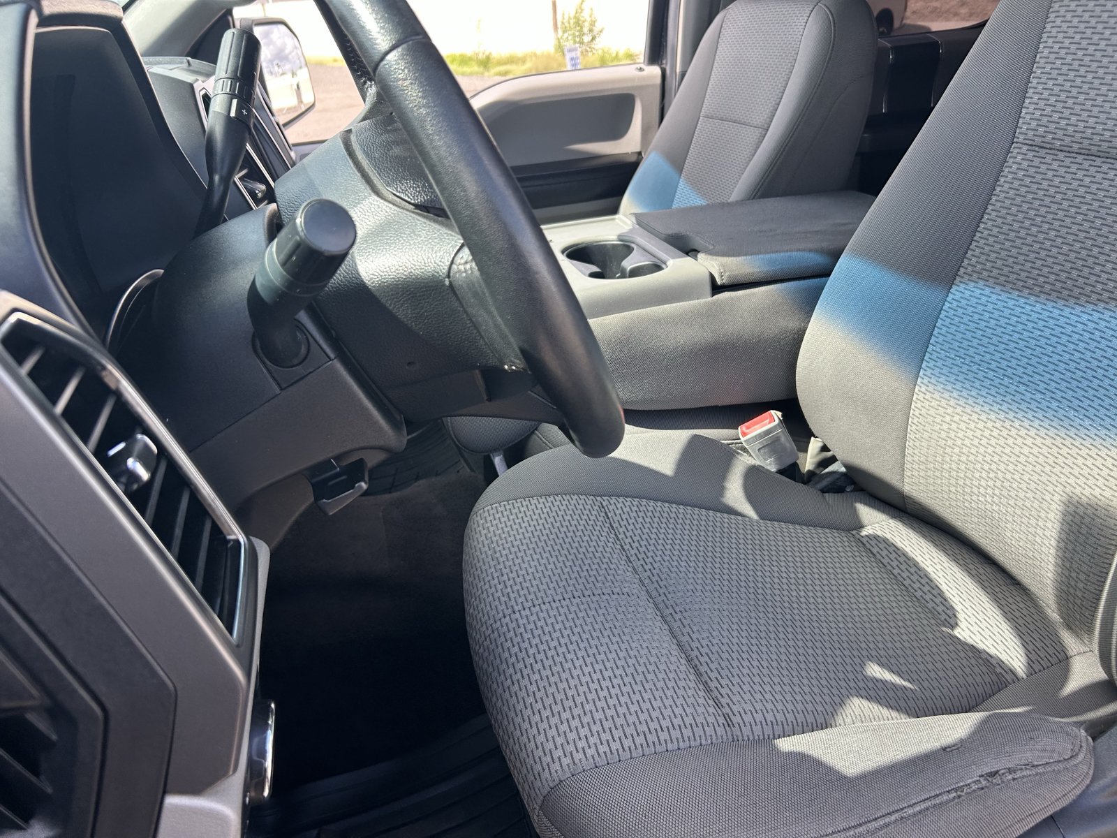 Used 2018 Ford F150 XLT w/ Equipment Group 302A Luxury AWD/4WD image 13