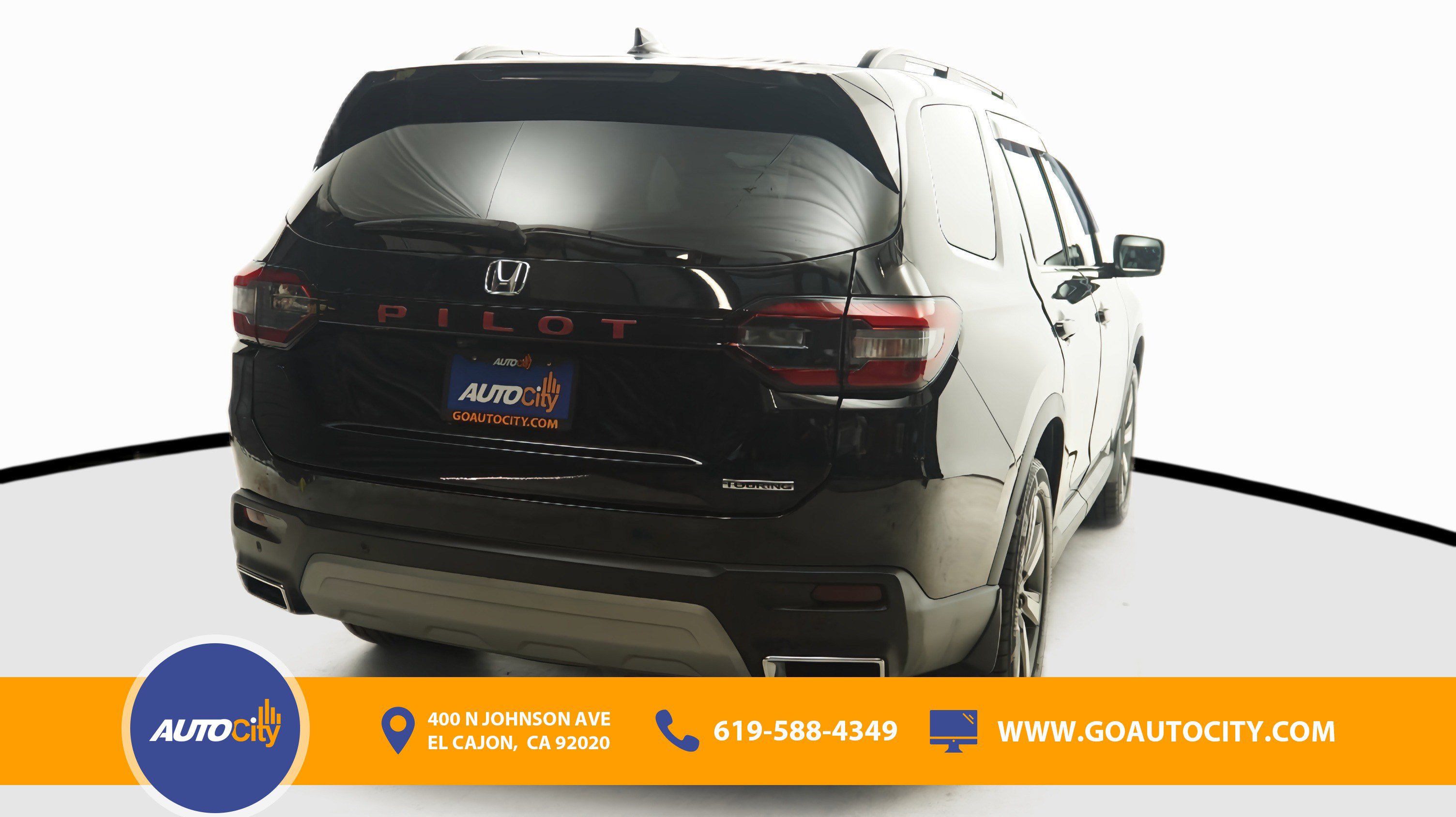 Used 2023 Honda Pilot Touring image 10