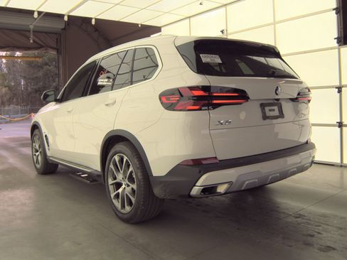Used 2026 BMW X5 sDrive40i image 29