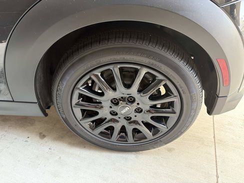 Certified 2023 MINI Cooper 2-Door Hardtop FWD image 6