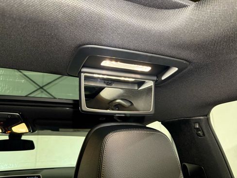 Used 2019 BMW 740i w/ M Sport Package image 38