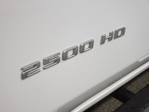 Used 2024 Chevrolet Silverado 2500 LTZ w/ LTZ Premium Package image 27