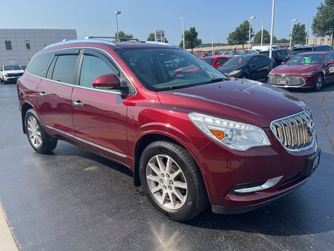 Used 2015 Buick Enclave Leather FWD image 6