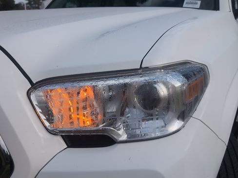 Certified 2023 Toyota Tacoma SR5 image 6