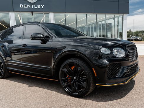 Certified 2026 Bentley Bentayga Speed AWD/4WD image 16