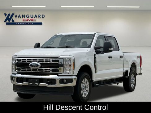 Used 2024 Ford F250 XLT w/ FX4 Off-Road Package AWD/4WD image 5