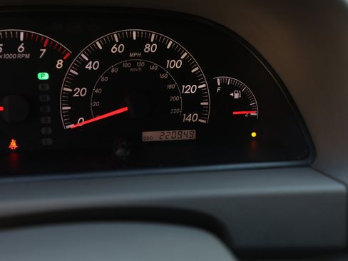 Used 2006 Toyota Camry LE image 19