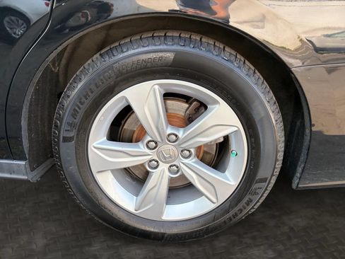 Used 2019 Honda Odyssey EX-L image 44