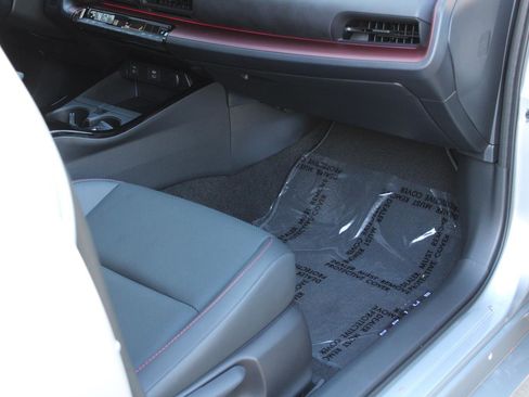 Used 2026 Toyota Prius Plug-In Hybrid image 34