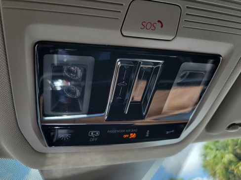 New 2026 Volkswagen Atlas SE FWD image 19
