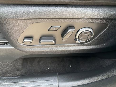 Used 2023 Hyundai Palisade Calligraphy image 22