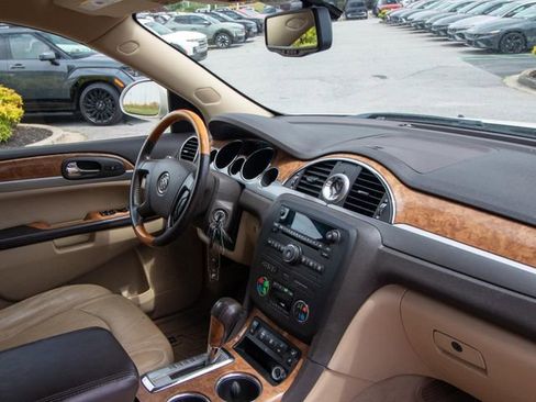 Used 2012 Buick Enclave Leather FWD image 18