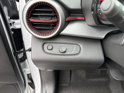 New 2026 Chevrolet Trax RS w/ Driver Confidence Package image 15