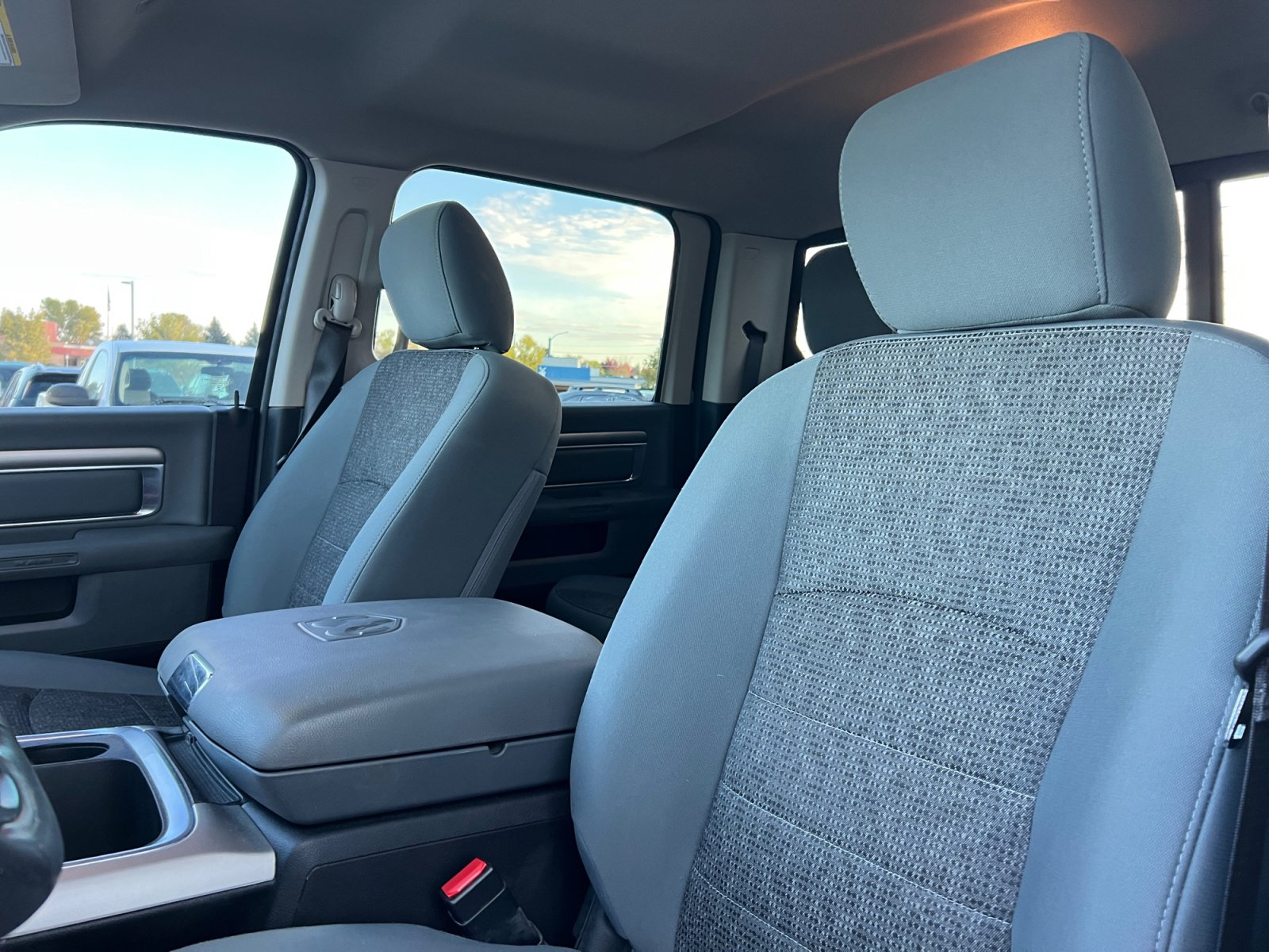Used 2017 RAM 2500 SLT AWD/4WD image 14