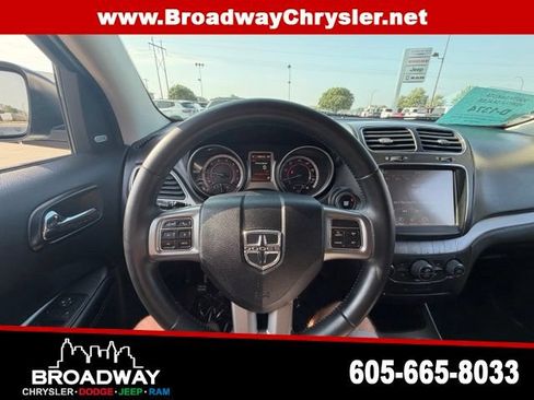 Used 2017 Dodge Journey Crossroad w/ Rear Seat Video Group I AWD/4WD image 15