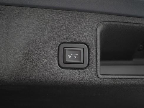 Used 2019 GMC Terrain SLT w/ Preferred Package AWD/4WD image 12