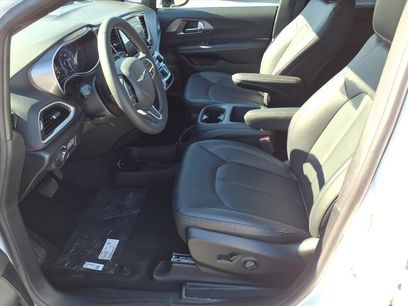 New 2026 Chrysler Voyager LX