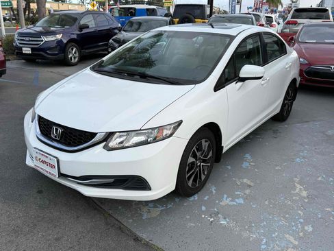 Used 2014 Honda Civic EX image 3