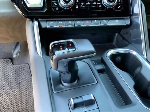 Used 2024 GMC Sierra 1500 Denali image 32